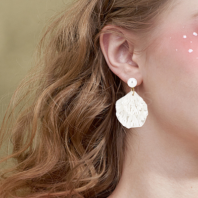 2 Pairs 2 Color Resin Shell Shape Dangle Stud Earrings with Imitation Pearl Beaded EJEW-AN0002-62-1