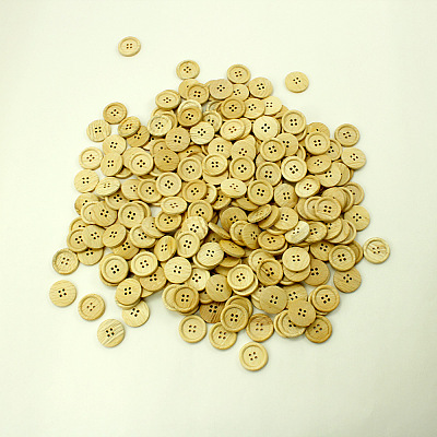 Natural Round 4 Hole Buttons X-NNA0VFK-1
