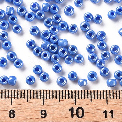 8/0 Glass Seed Beads SEED-A012-3mm-123B-1