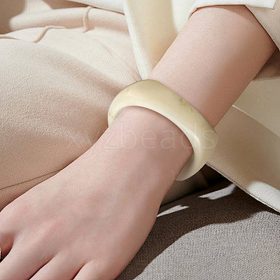 2Pcs 2 Colors Imitation Marble Acrylic Bangle for Women BJEW-HY0002-04B-1