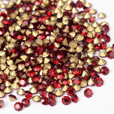 Back Plated Grade A Diamond Glass Pointed Rhinestone RGLA-SS12-029-1