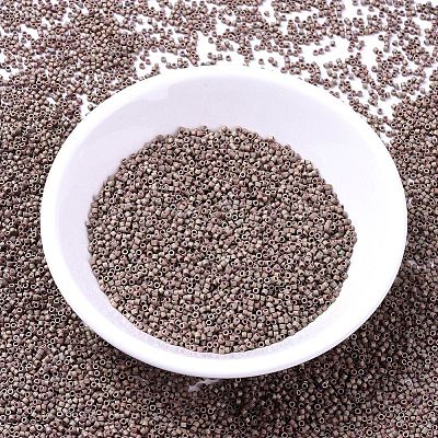 MIYUKI Delica Beads SEED-X0054-DB1061-1