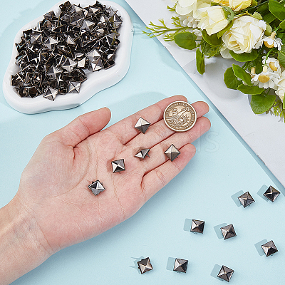 200Pcs Iron Studs Rivets IFIN-GF0001-63B-1